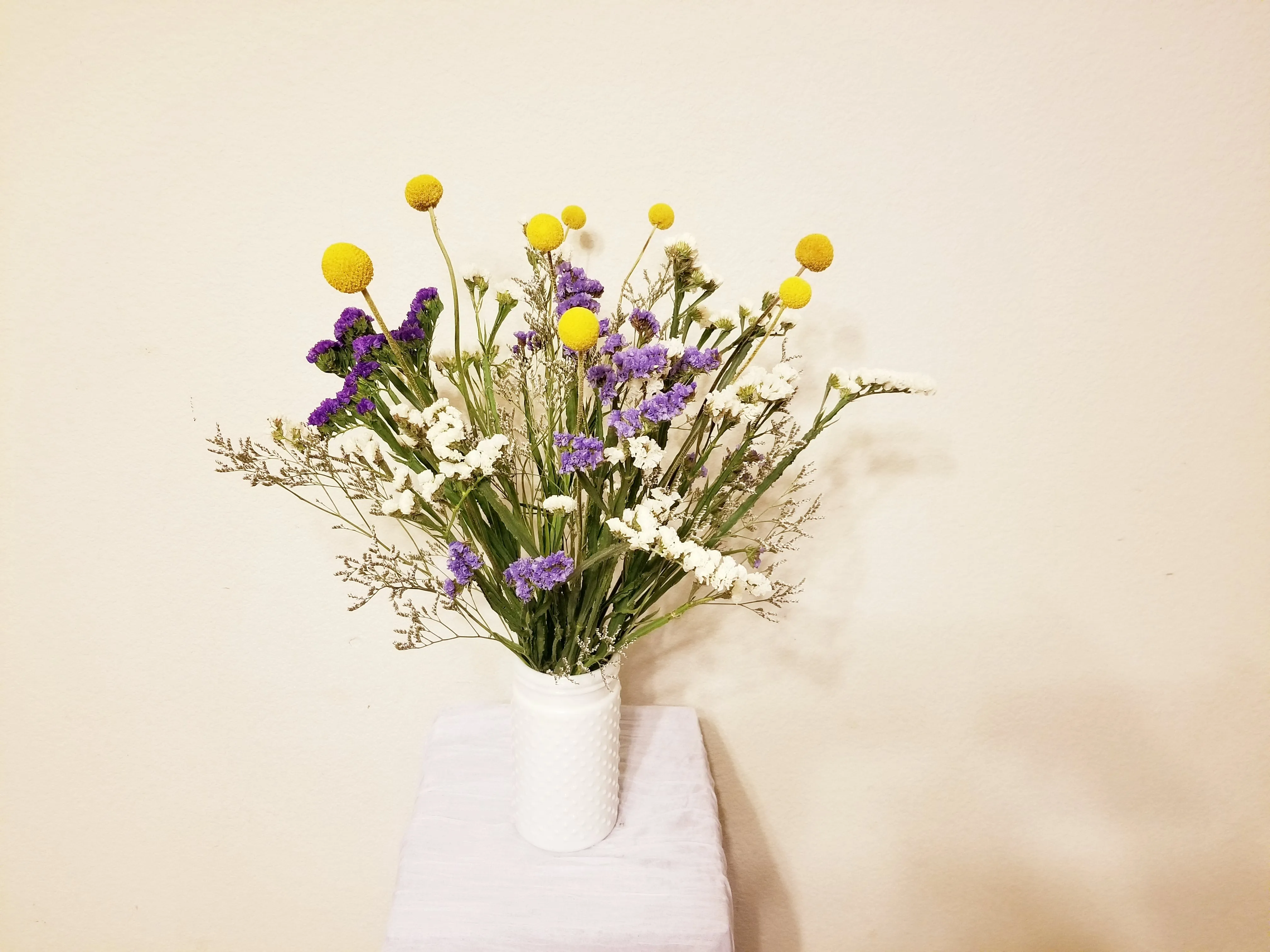 Contemporary Floral Arrangement (Dried Flowers)