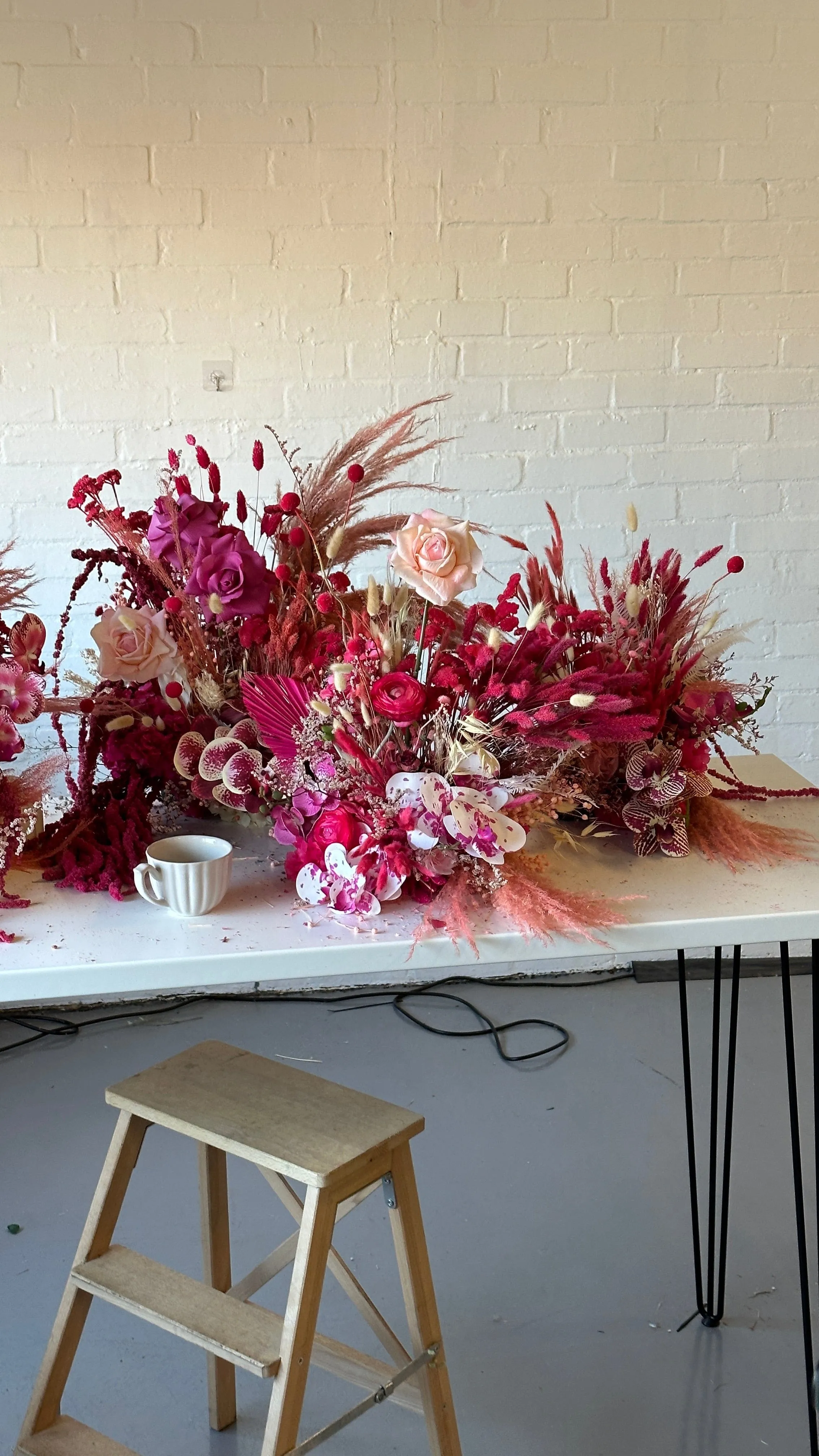 Dried & Artificial Flowers Top Table Centerpiece - Hot Pink