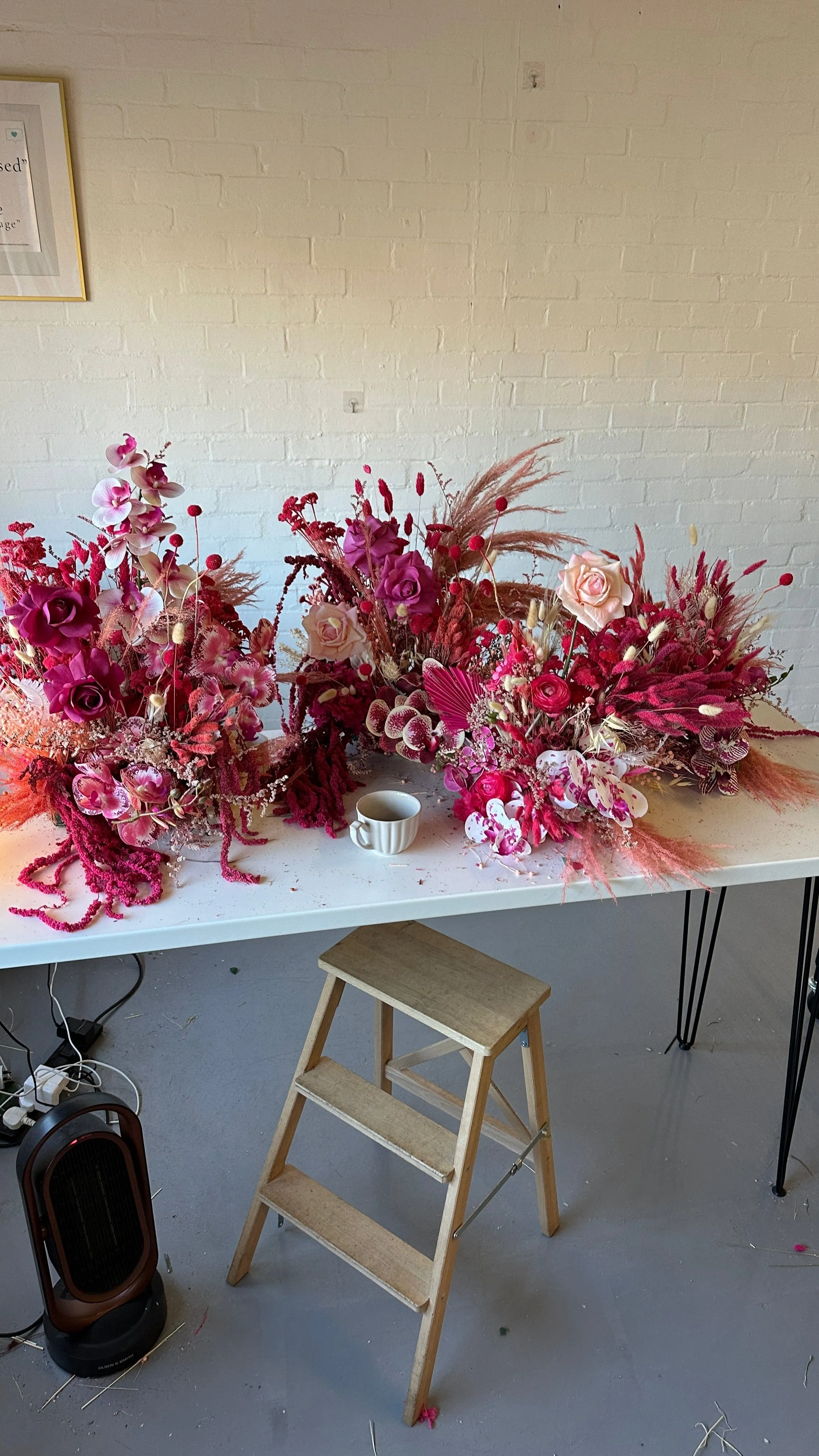 Dried & Artificial Flowers Top Table Centerpiece - Hot Pink