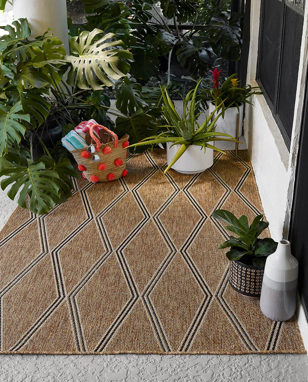 Harbor Natural Diamond Outdoor Rug