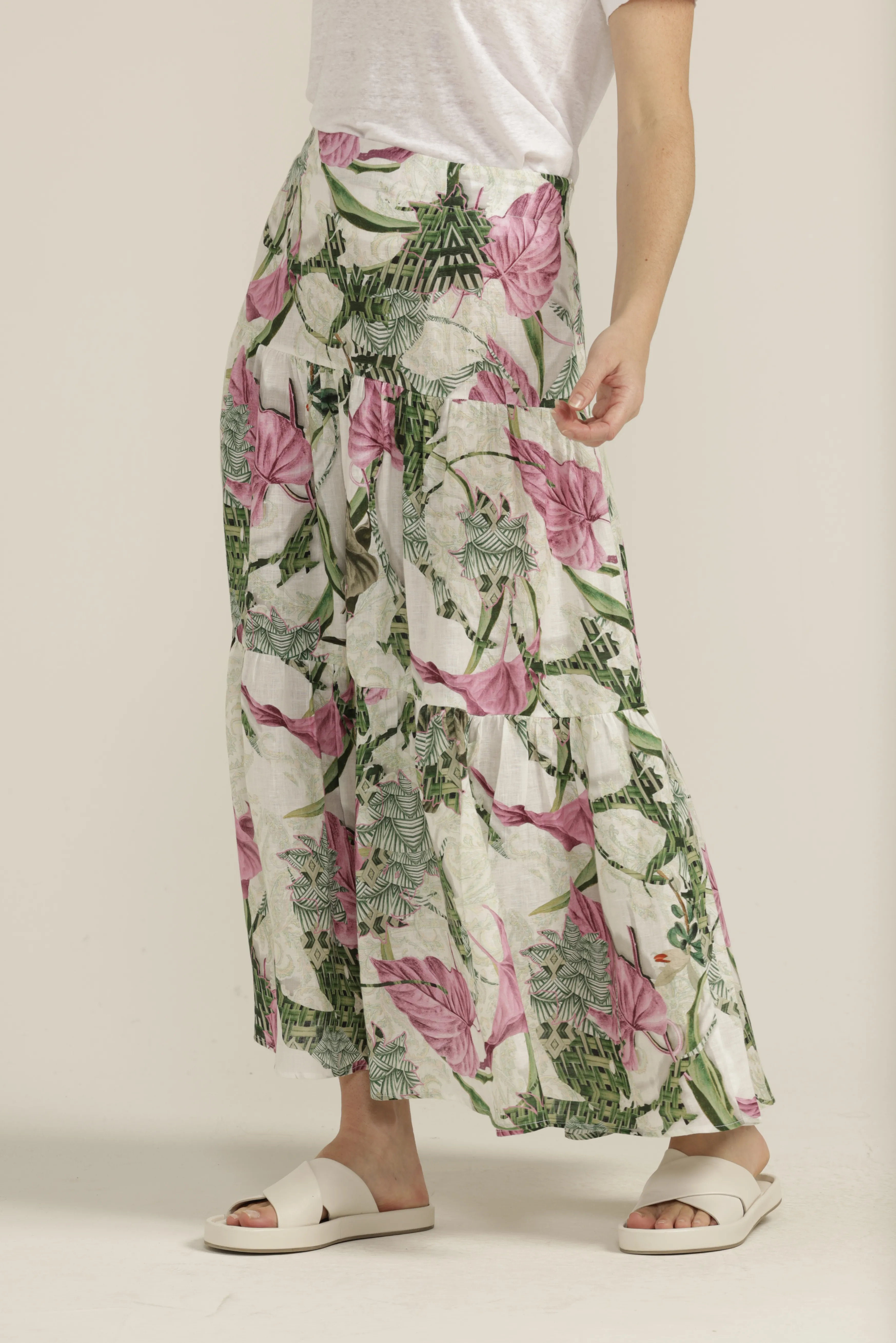 Linen Palms Print Tiered Skirt