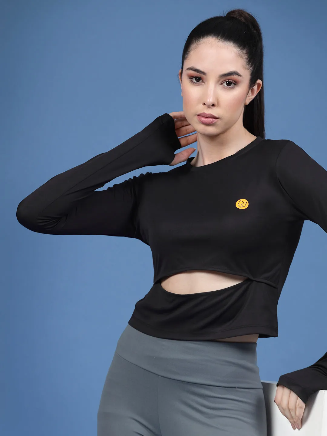 Solid Full Sleeves Round Neck Slim Fit Women Active Wear Crop Top