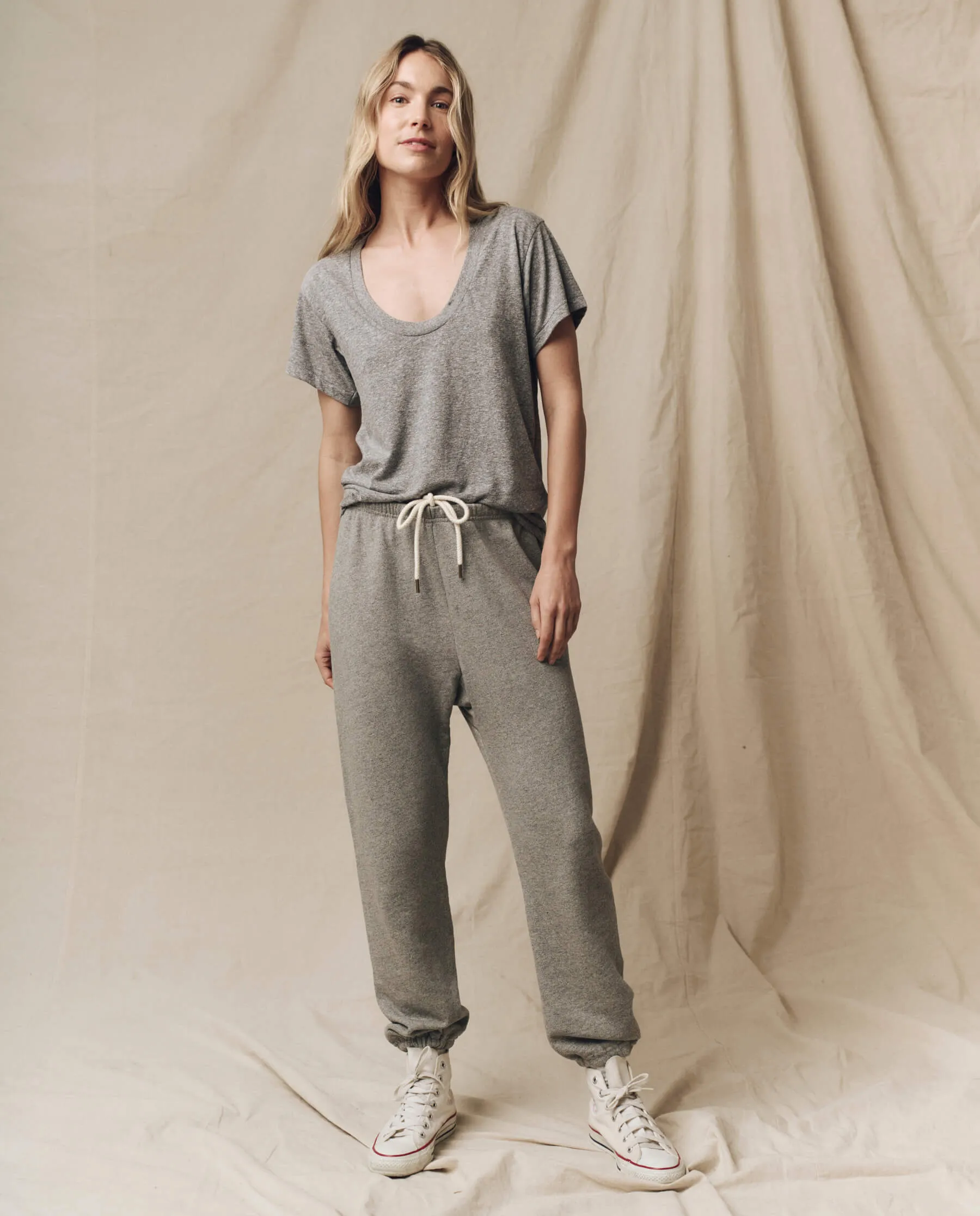 The Slim U-Neck Tee. Solid -- Heather Grey